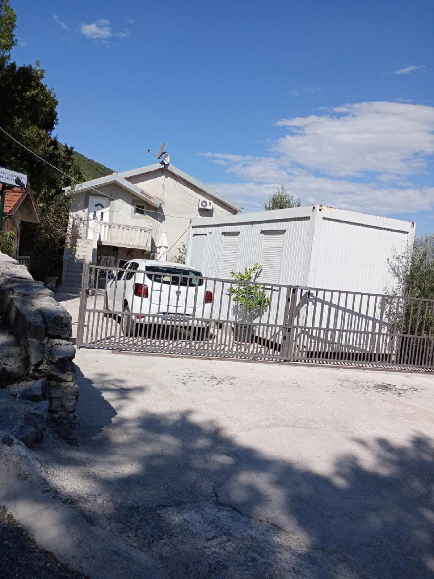 Apartments Vidikovac Tivat Kültér fotó