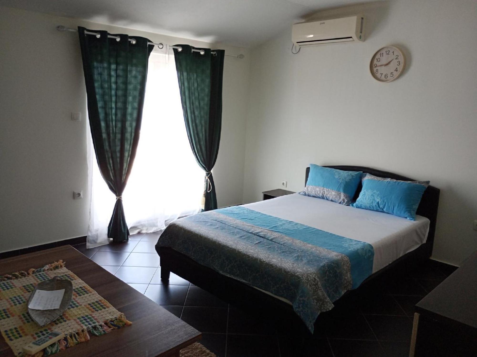 Apartments Vidikovac Tivat Kültér fotó